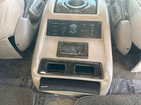 Used 2016 Chevrolet Express 2500 image 24