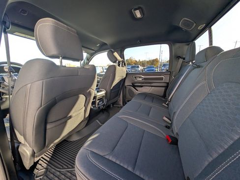 New 2026 RAM 1500 4x4 Crew Cab image 15