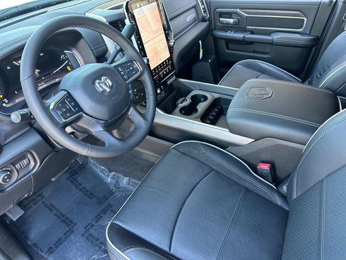 New 2026 RAM 2500 Laramie AWD/4WD image 9