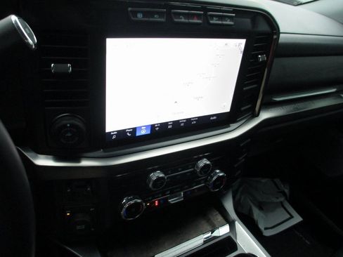 Used 2023 Ford F350 Lariat w/ Lariat Ultimate Package image 29