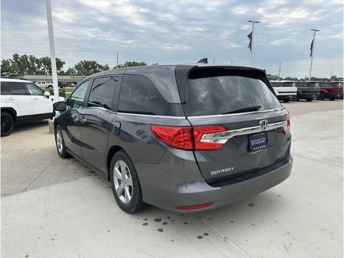 Used 2019 Honda Odyssey EX-L image 3