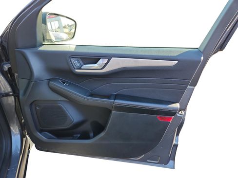 Used 2021 Ford Escape SE w/ Convenience Package image 25