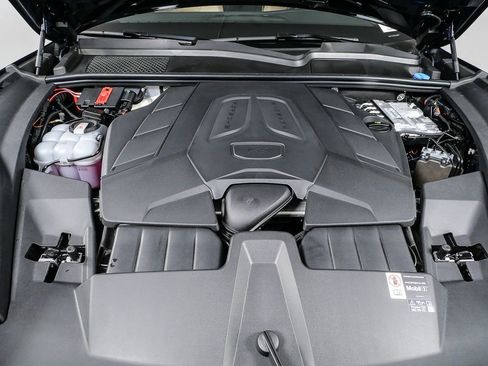 New 2026 Porsche Cayenne image 37