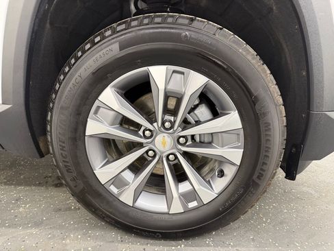 Used 2025 Chevrolet Equinox LT image 21