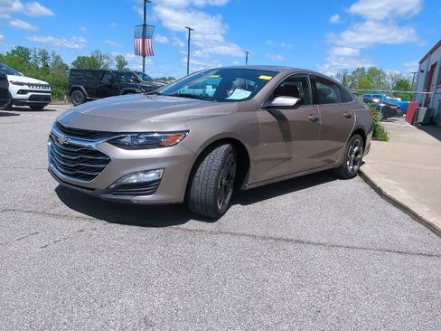 Used 2023 Chevrolet Malibu LT FWD image 5