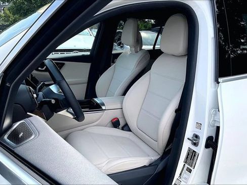Certified 2026 Mercedes-Benz GLC 300 4MATIC image 6