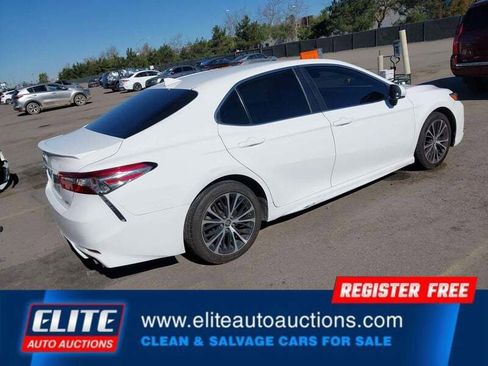 Used 2019 Toyota Camry SE image 8