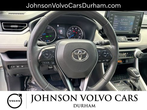 Used 2021 Toyota RAV4 XLE Premium AWD/4WD image 11