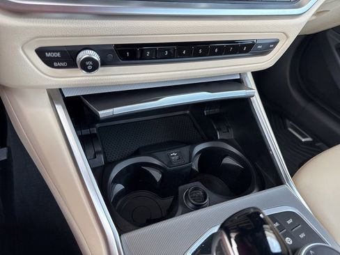 Used 2022 BMW 330i xDrive Sedan w/ Driving Assistance Package image 19