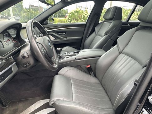 Used 2013 BMW M5 RWD image 29
