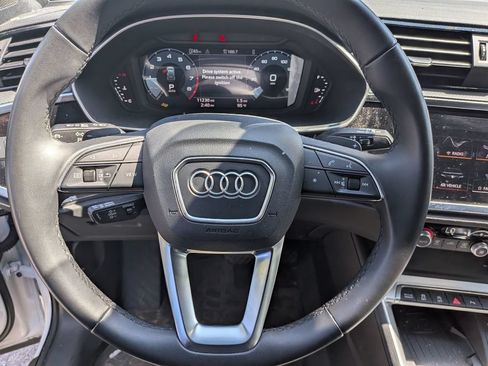 Used 2025 Audi Q3 2.0T Premium w/ Convenience Package AWD/4WD image 15