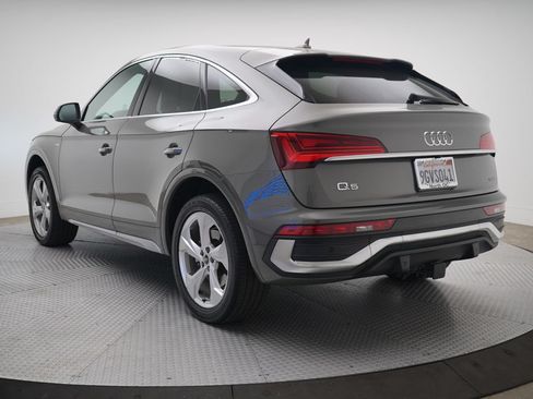 Used 2023 Audi Q5 2.0T Premium Plus w/ Premium Plus Package AWD/4WD image 3