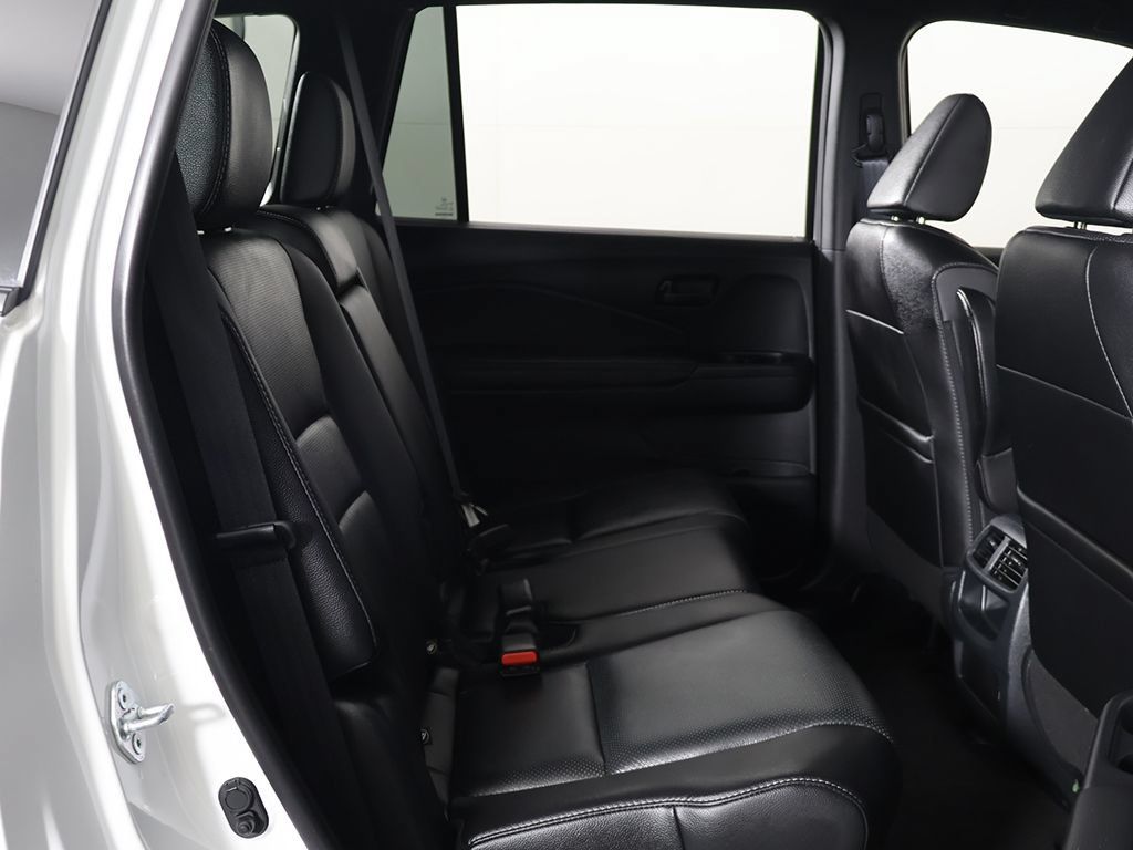 Used 2023 Honda Passport EX-L image 30