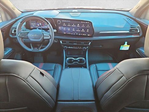 New 2027 Chevrolet Traverse RS w/ LPO, Floor Liner Package FWD image 15