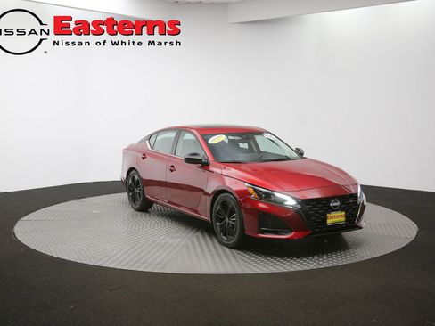 Used 2023 Nissan Altima 2.5 SR w/ SR Premium Package image 80