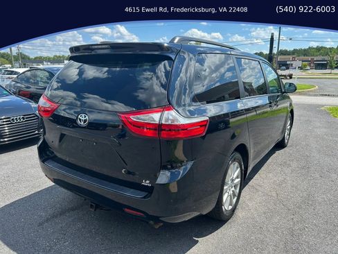 Used 2017 Toyota Sienna LE AWD/4WD image 6