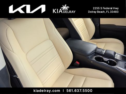 Used 2018 Lexus NX 300 FWD image 32