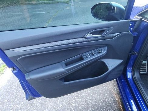 Used 2024 Volkswagen Golf R AWD/4WD image 12