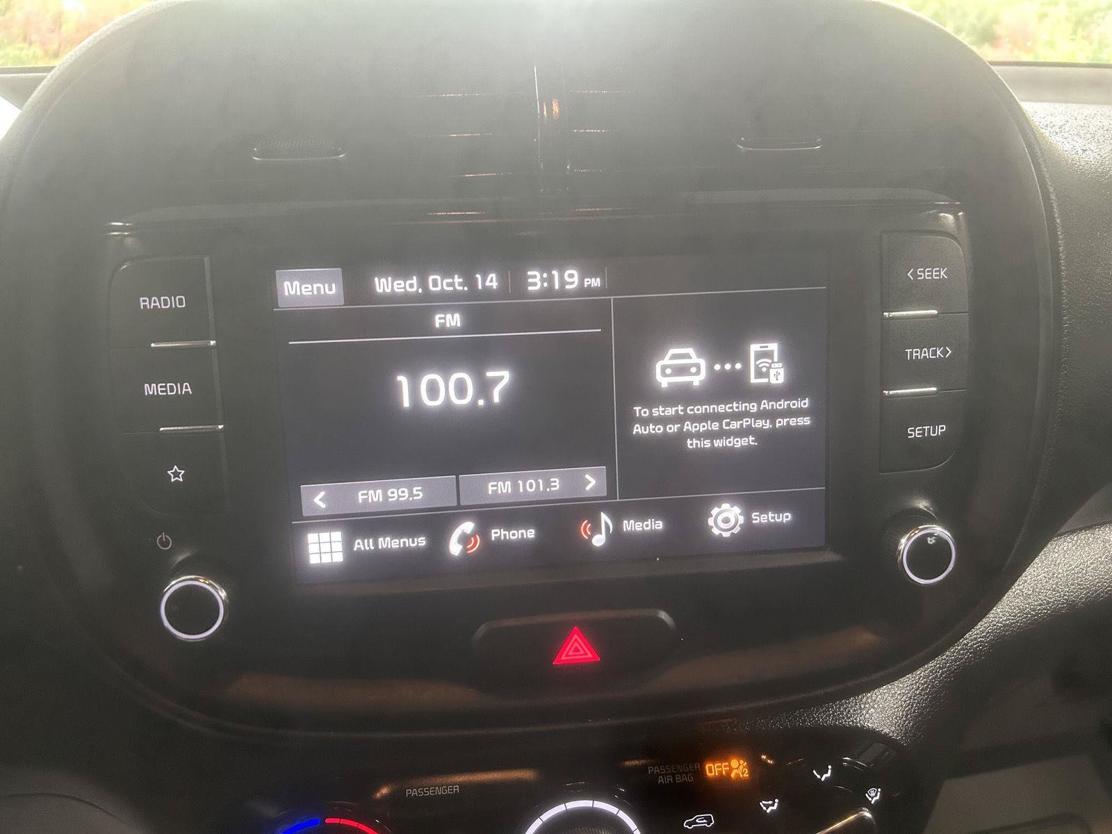 Used 2024 Kia Soul LX w/ Option Group 015 FWD image 14