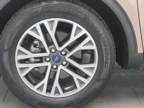 Used 2020 Ford Escape SEL AWD/4WD image 31