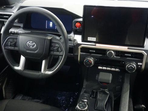 New 2025 Toyota Tacoma TRD Off-Road image 31