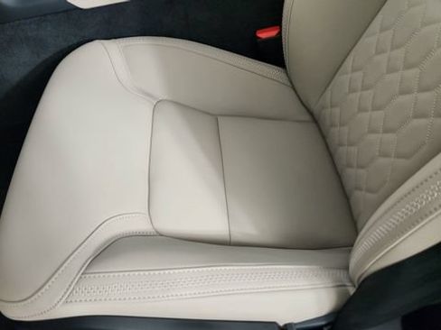 New 2026 Volvo XC90 B6 Plus w/ Protection Package Premier AWD/4WD image 13