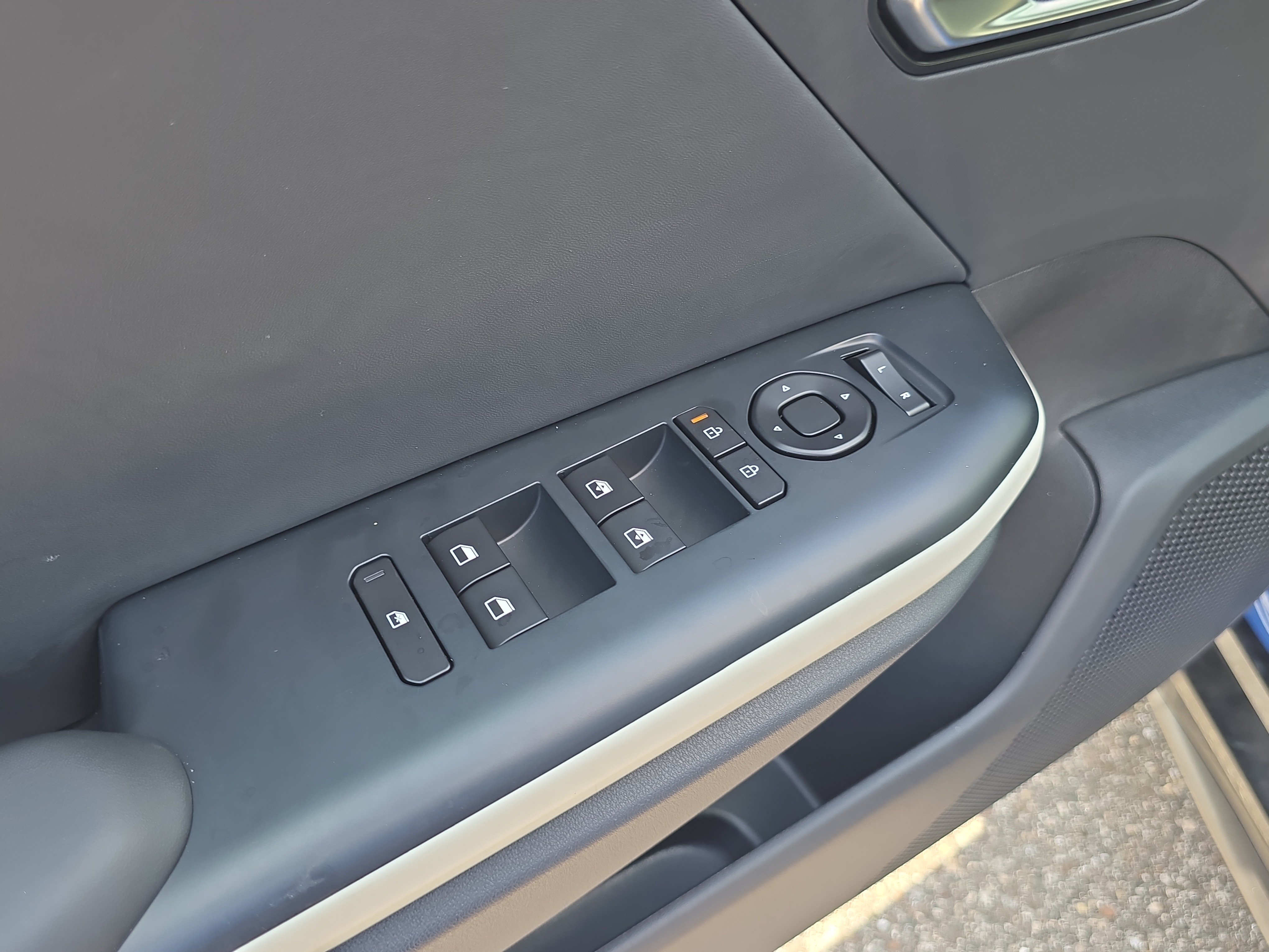 New 2026 Kia K4 GT-Line Turbo w/ GT-Line Premium Package FWD image 18