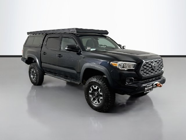 Used 2020 Toyota Tacoma TRD Off-Road AWD/4WD image 1