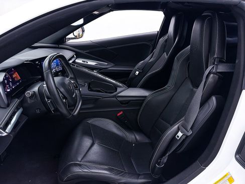 Used 2021 Chevrolet Corvette Stingray Coupe w/ Engine Appearance Package RWD image 19