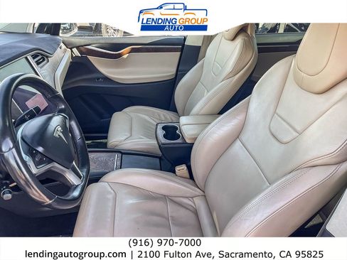 Used 2017 Tesla Model X 75D image 16