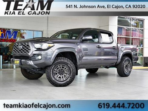 Used 2022 Toyota Tacoma TRD Sport w/ Black Out Package (TMS) AWD/4WD image 2