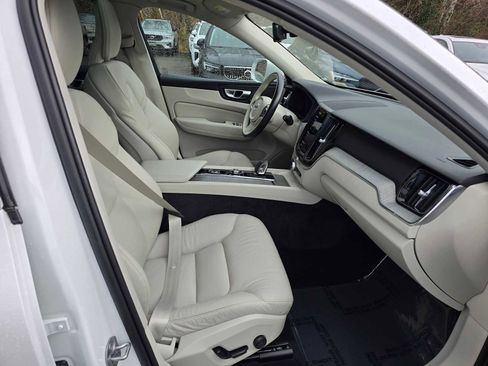Certified 2023 Volvo XC60 T8 Plus w/ Climate Package image 11