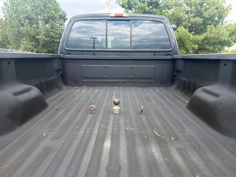Used 2006 Ford F350 Lariat RWD image 11
