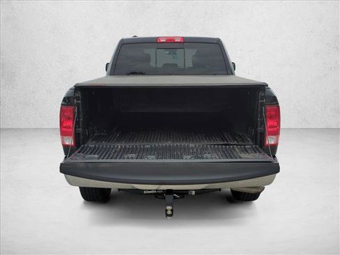Used 2019 RAM 1500 Classic SLT AWD/4WD image 9