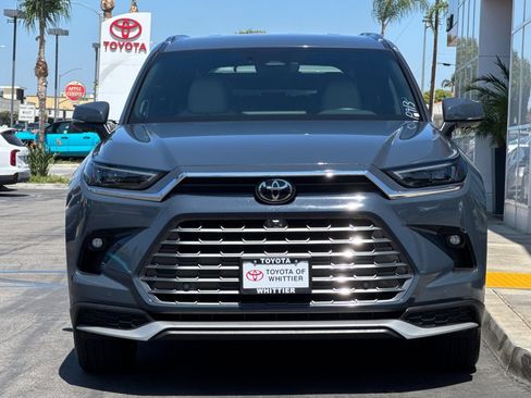 Certified 2025 Toyota Grand Highlander AWD Hybrid image 10