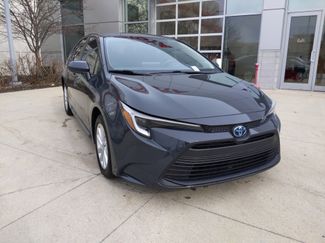 Used 2025 Toyota Corolla LE w/ LE Premium Package video 2