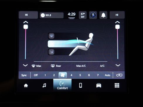 Used 2023 Jeep Grand Cherokee Laredo X image 24