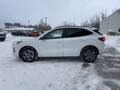 Used 2023 Ford Escape ST-Line image 6