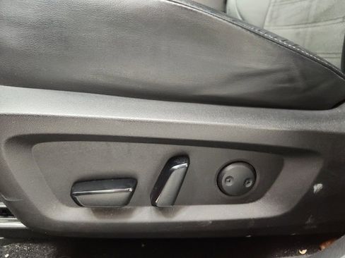 Used 2023 Mitsubishi Outlander SE image 12