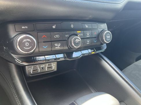 Used 2021 Dodge Durango GT AWD/4WD image 19