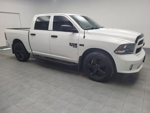 Used 2019 RAM 1500 Express w/ Express Value Package image 11
