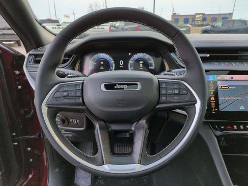 New 2026 Jeep Grand Cherokee L Limited w/ Limited Altitude Package AWD/4WD image 19