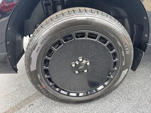 New 2025 Ford Maverick Lobo image 6