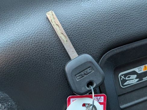 Used 2018 GMC Sierra 1500 SLT image 29