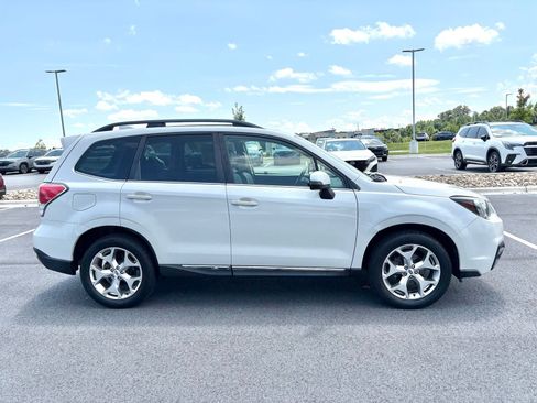 Used 2018 Subaru Forester 2.5i Touring AWD/4WD image 6