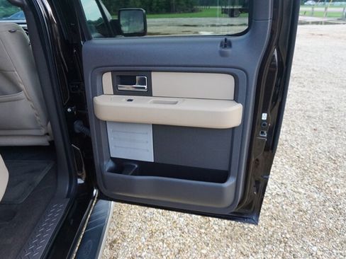 Used 2013 Ford F150 XLT w/ Luxury Equipment Group RWD image 32