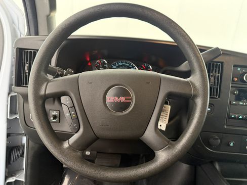 Used 2022 GMC Savana 2500 w/ Driver Convenience Package RWD image 20