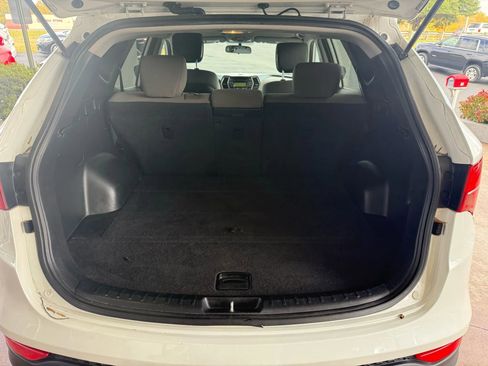 Used 2016 Hyundai Santa Fe Sport image 22