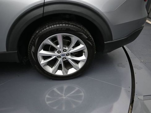 Used 2021 Ford Explorer Platinum w/ Equipment Group 601A image 10