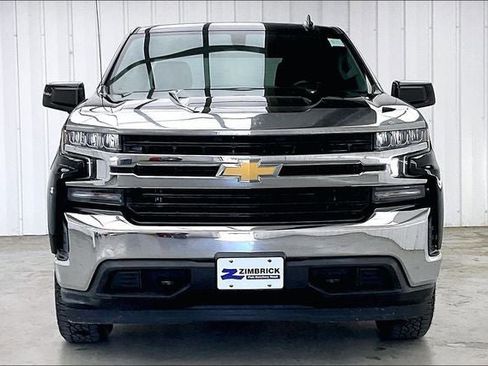 Used 2019 Chevrolet Silverado 1500 LT w/ All-Star Edition AWD/4WD image 3